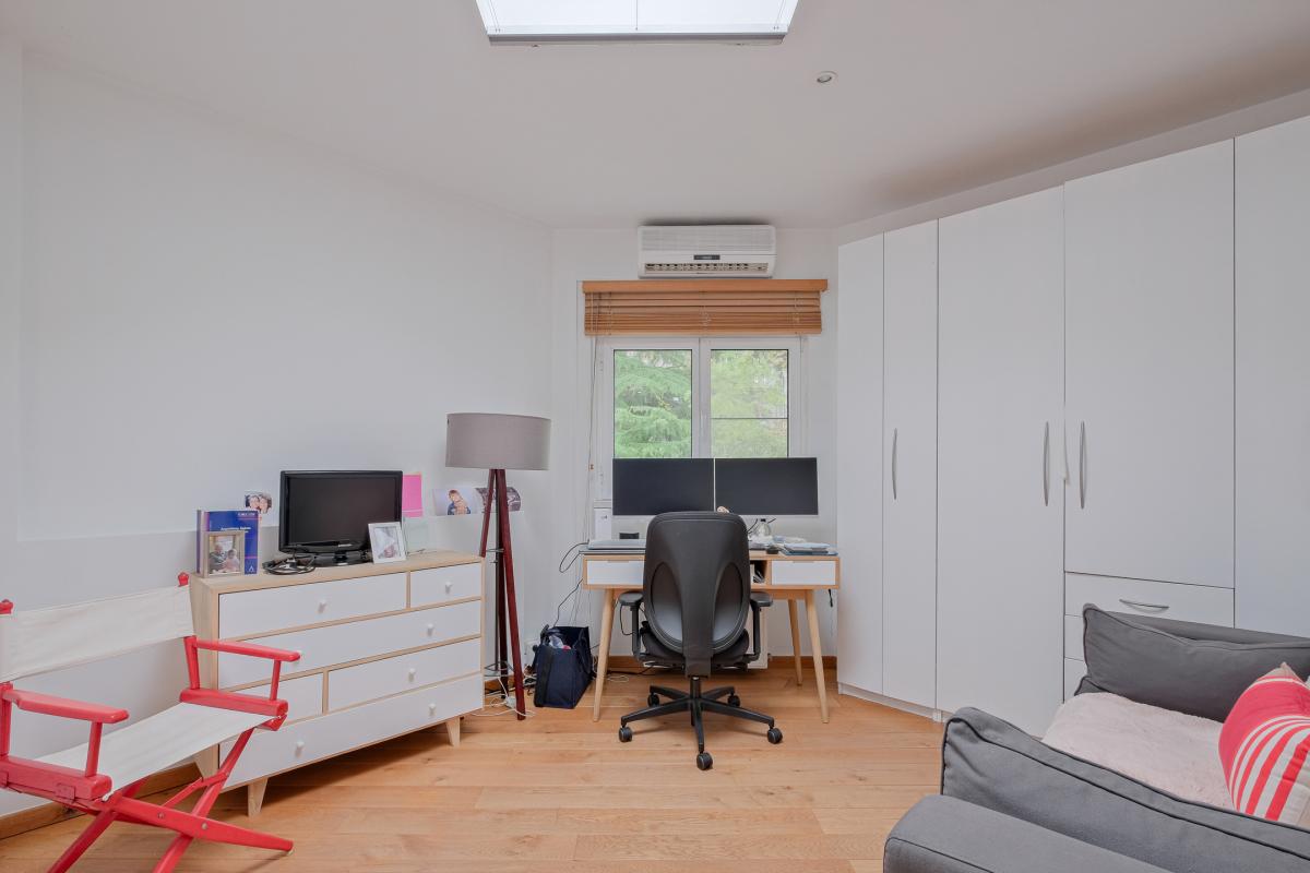 Vanderkindere : Belle arrière maison 4 chambres + jardin