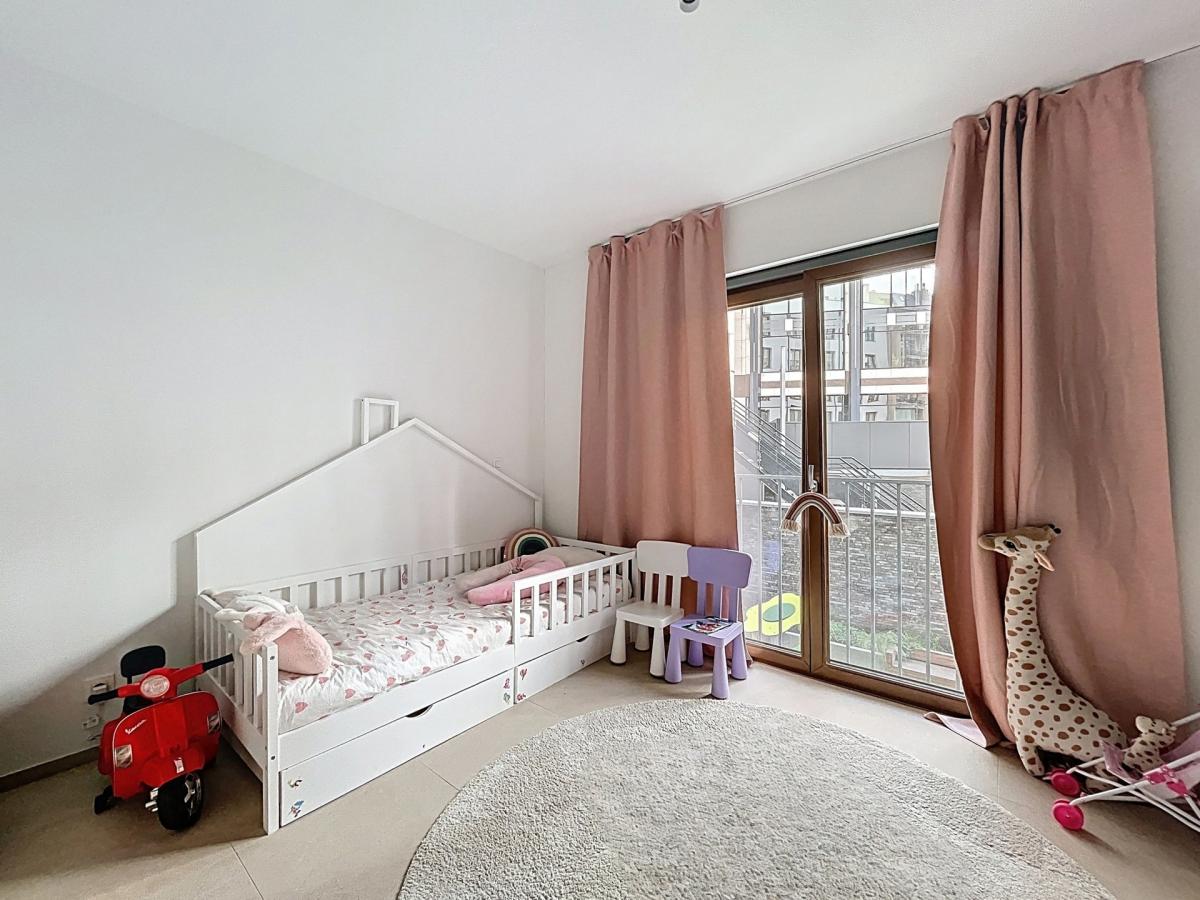 JOURDAN : Bel appartement neuf 2 CH 