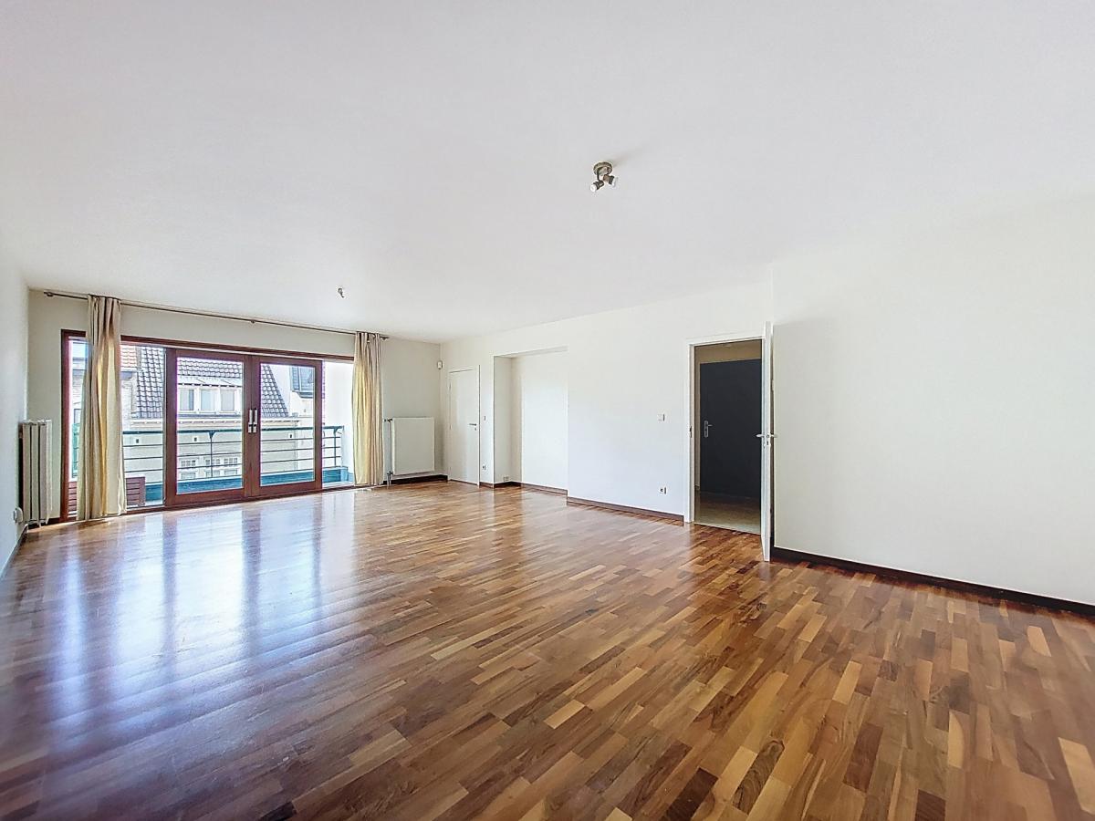 Louise/Etangs d'Ixelles : Magnifique appartement 2 chambres