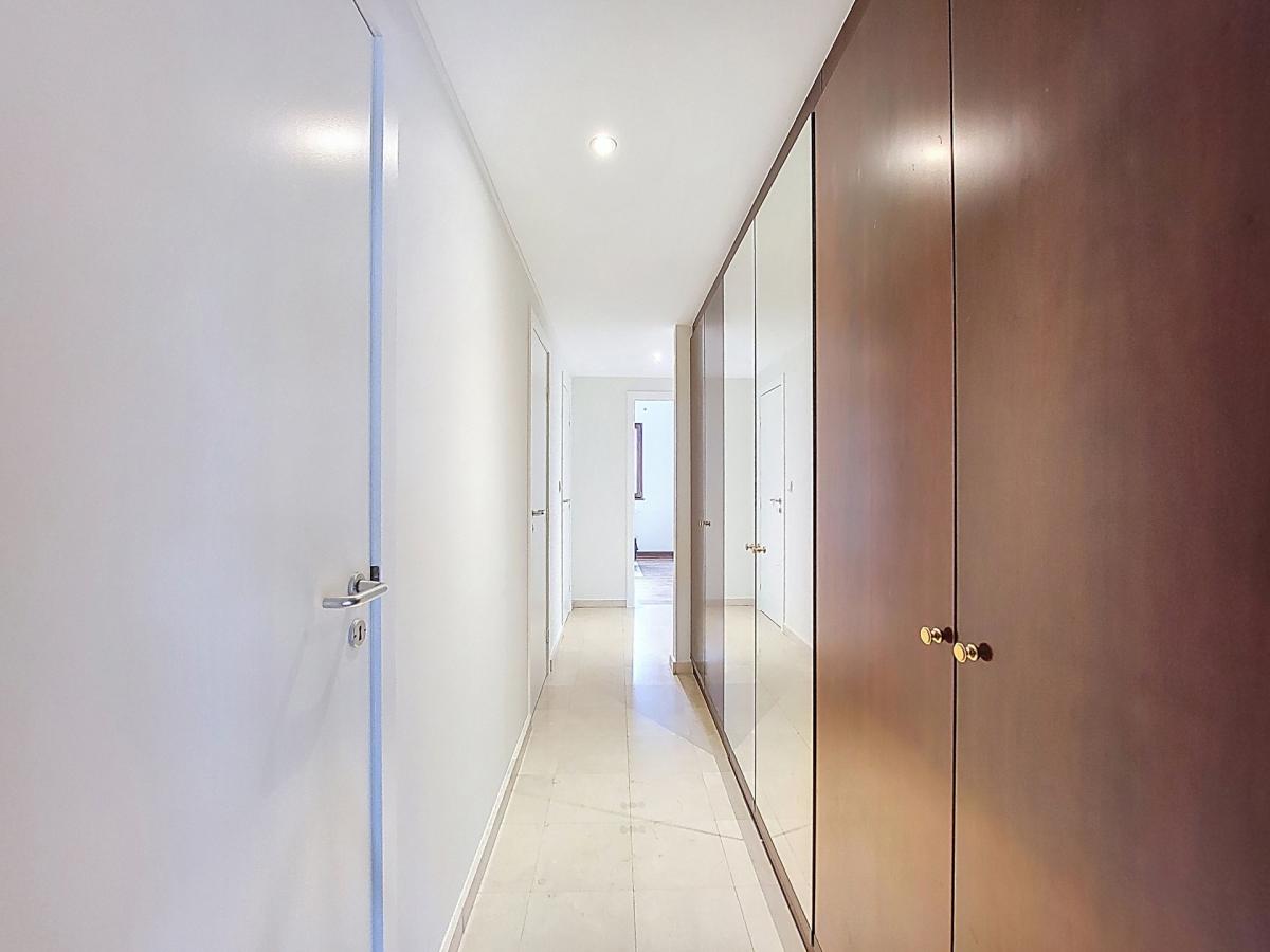 Louise/Etangs d'Ixelles : Magnifique appartement 2 chambres