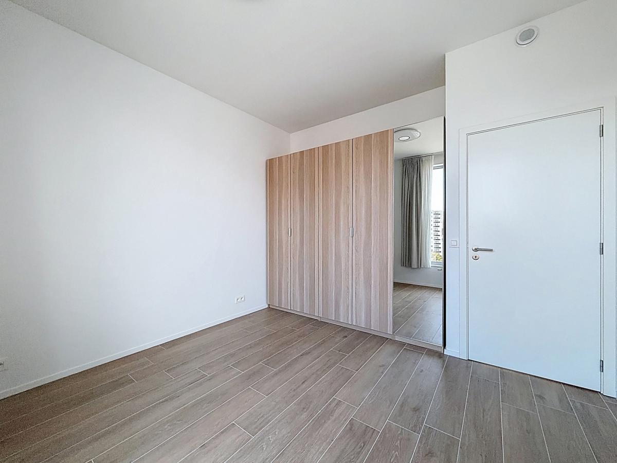 Bruxelles Canal Wharf : Superbe penthouse + grande terrasse