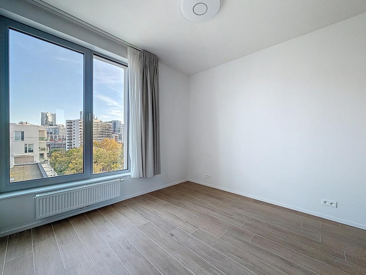 Bruxelles Canal Wharf : Superbe penthouse + grande terrasse