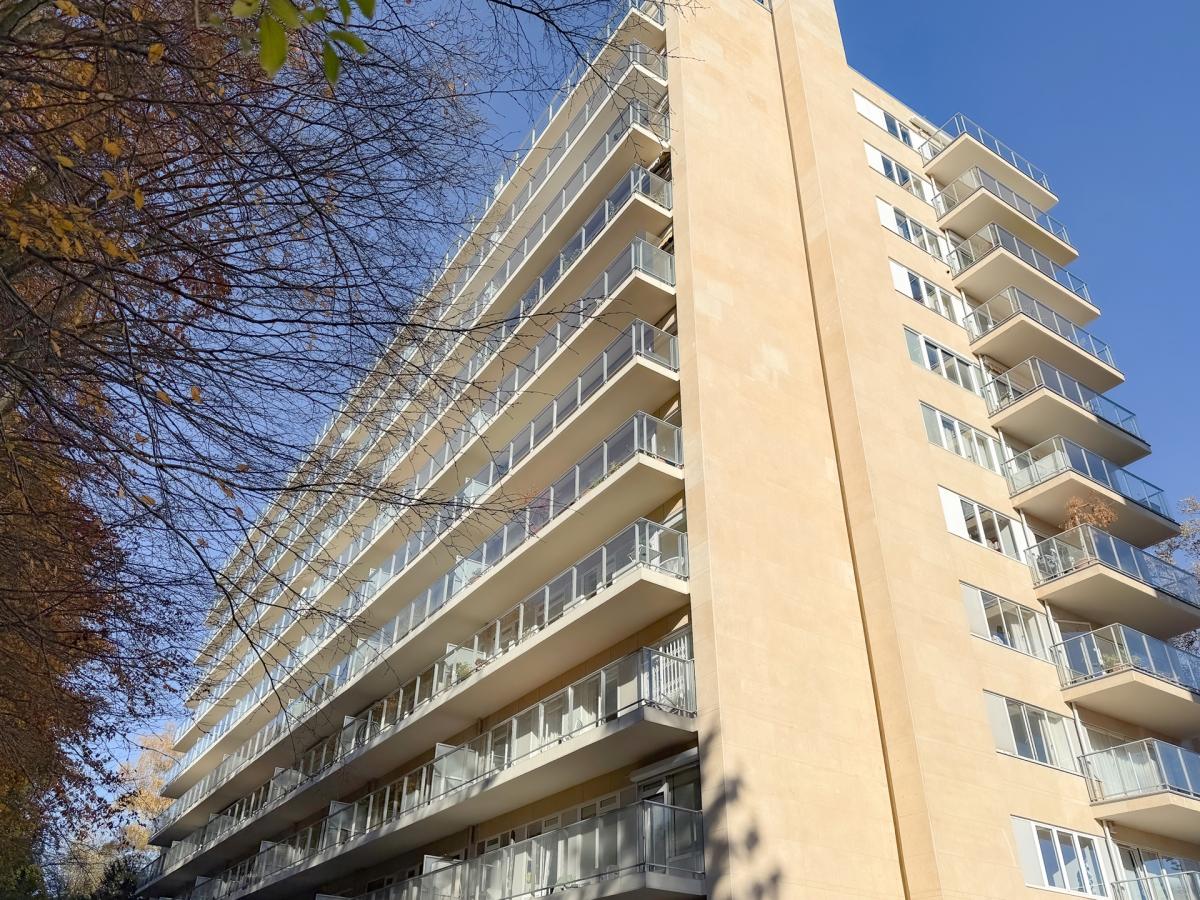 Bois de la Cambre : appartement 1 chambre + extérieur