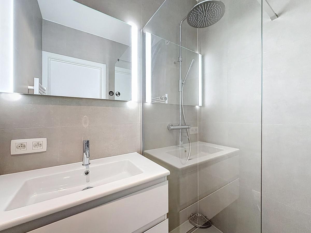 Metropolitan /Abbaye de la Cambre : Sublime appartement neuf