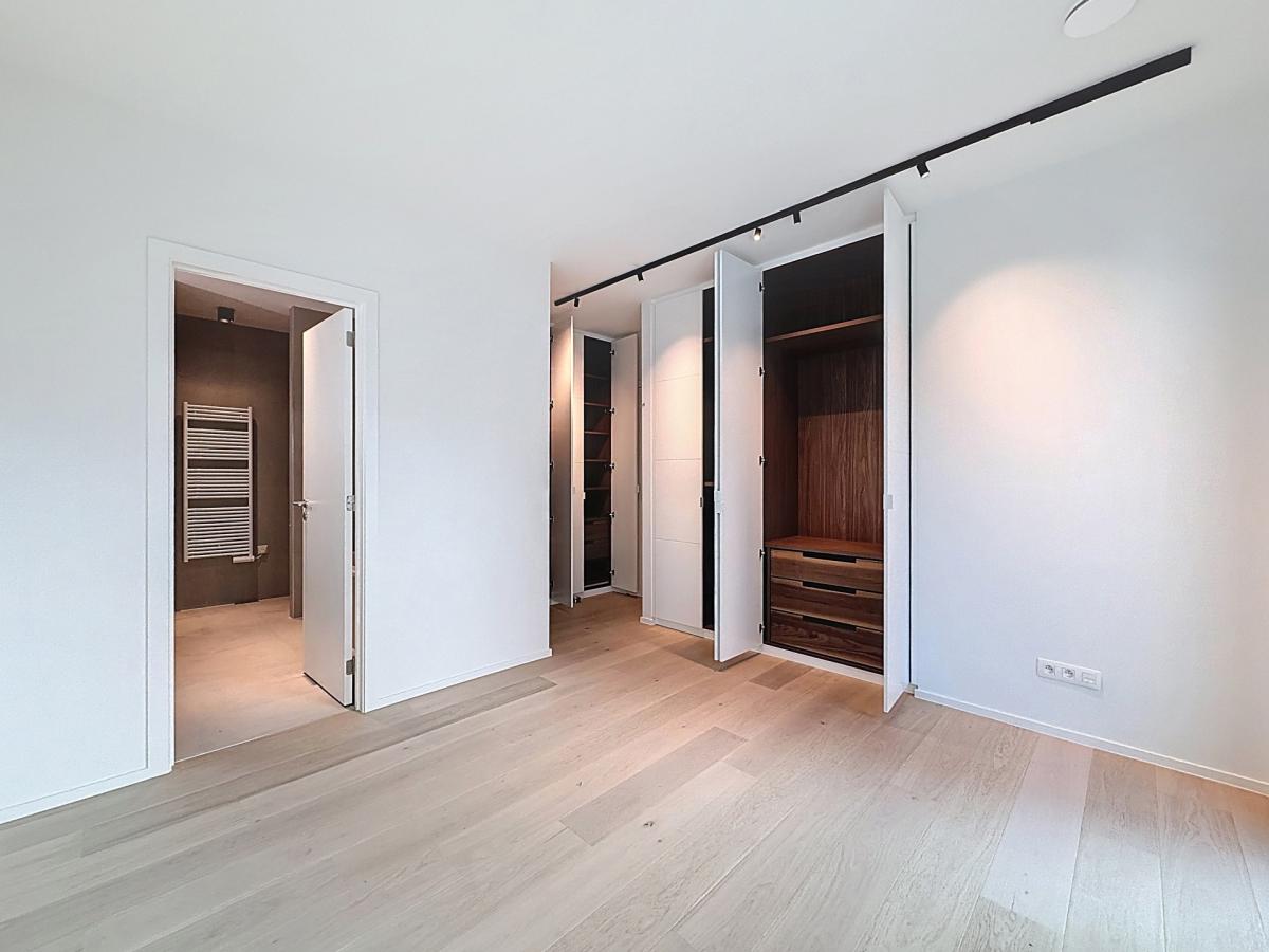 Metropolitan /Abbaye de la Cambre : Sublime appartement neuf