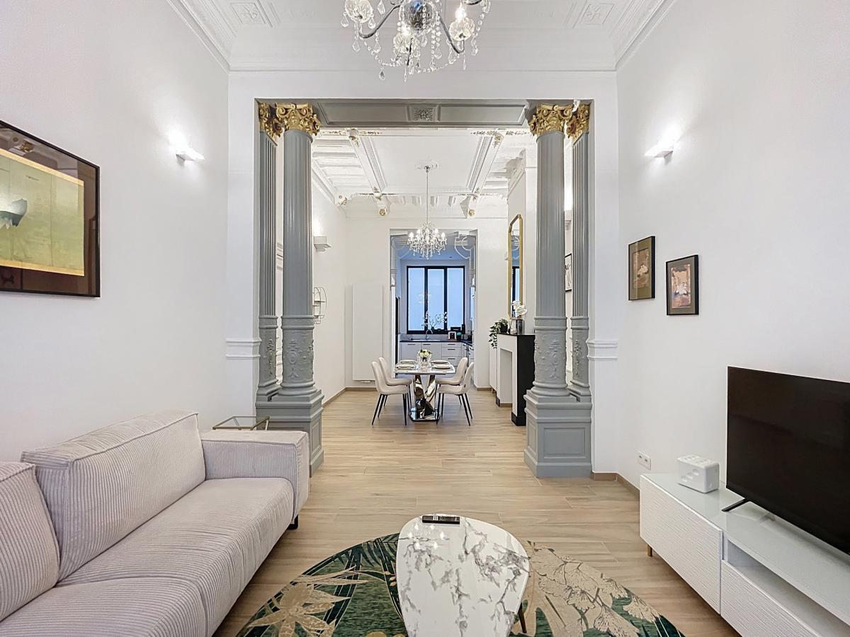 Quartier Européen – Superbe duplex 1 ch. + bureau meublé