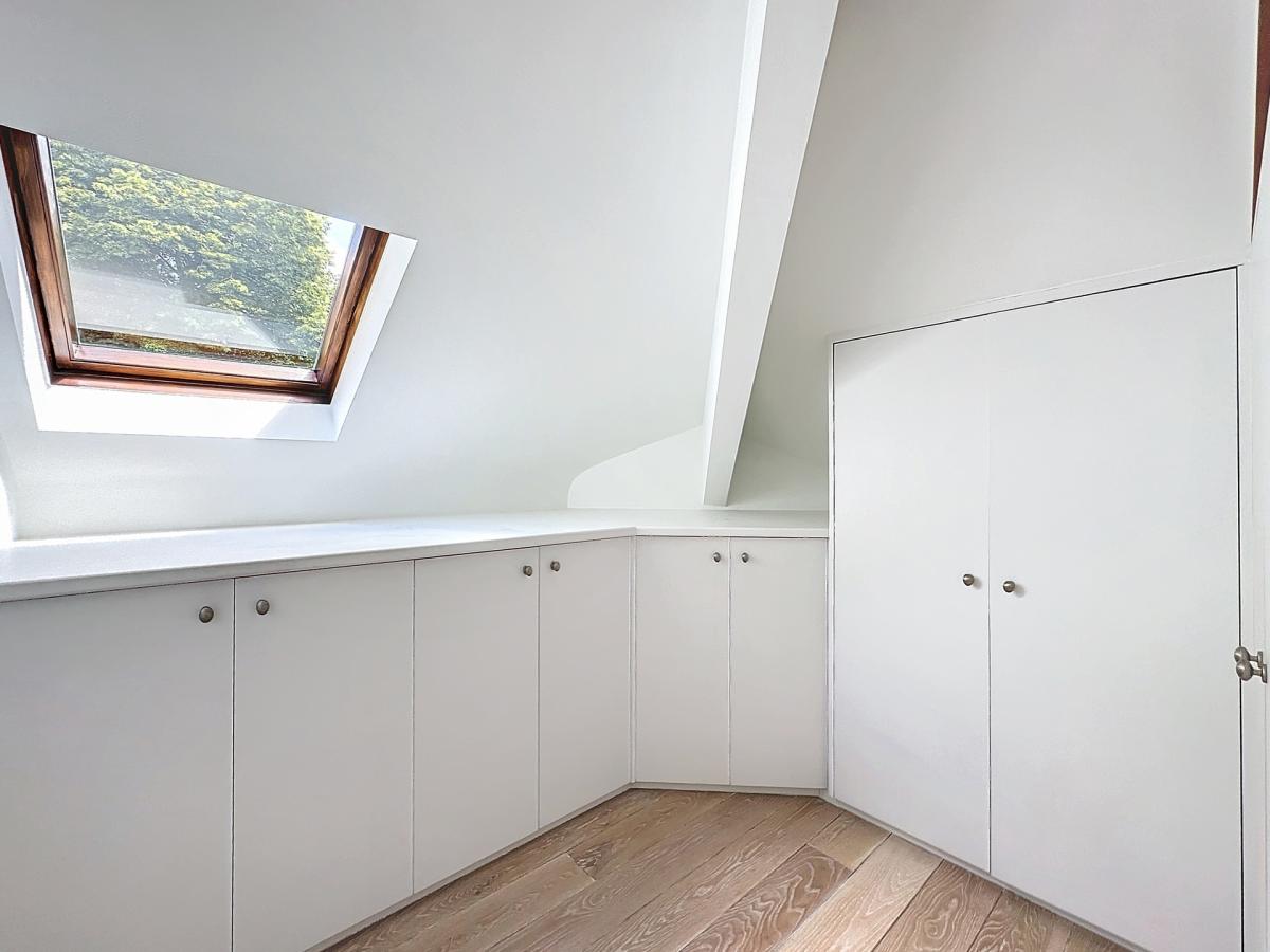 Vleurgat : Magnifique penthouse en arrière d’immeuble