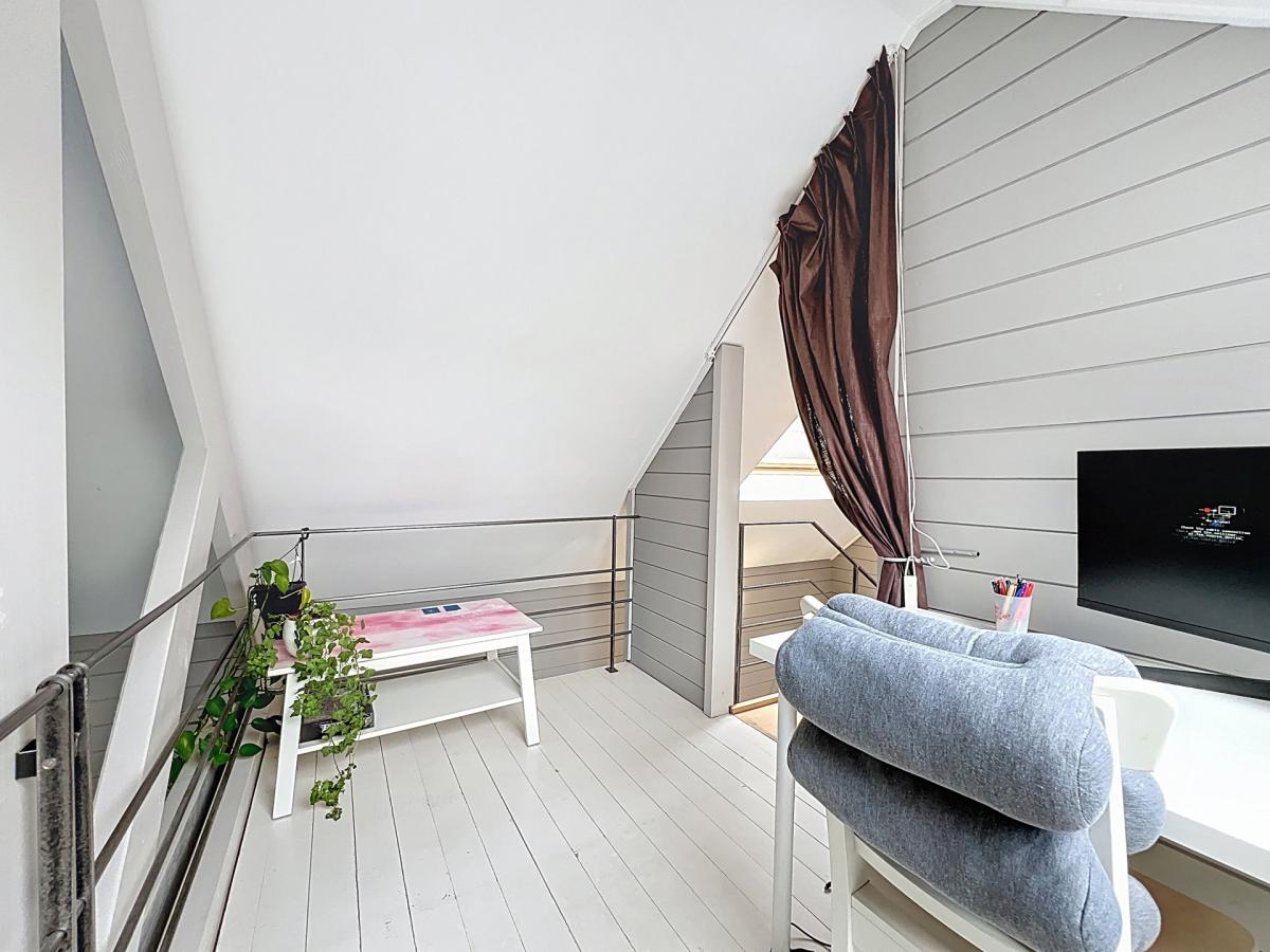 Centre de Bruxelles : magnifique maison + jardin + parking