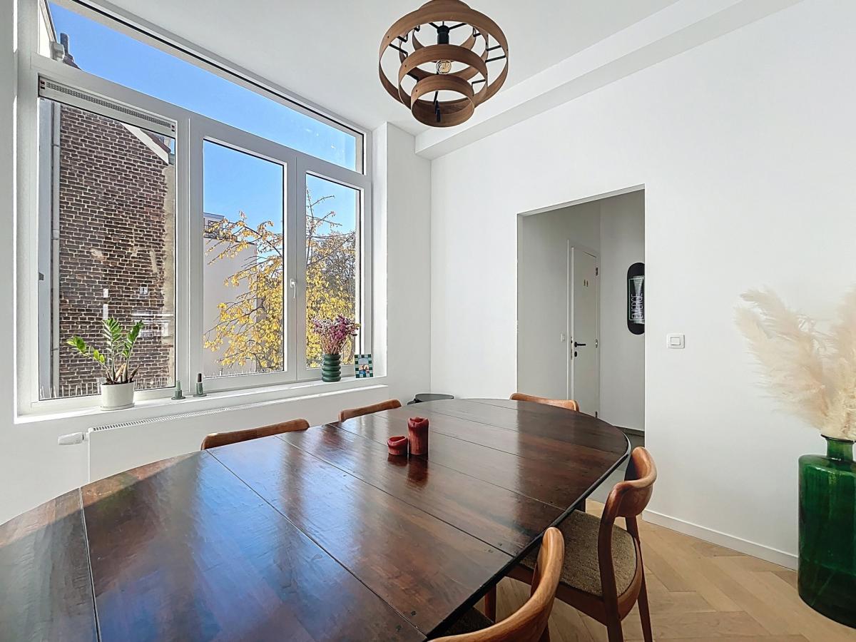 Hôtel des Monnaies : Superbe duplex penthouse meublé 3 ch.