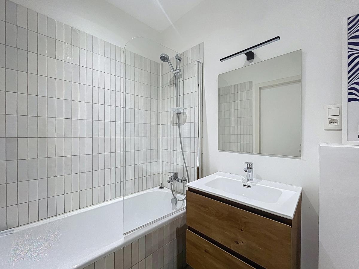 Hôtel des Monnaies : Superbe duplex penthouse meublé 3 ch.