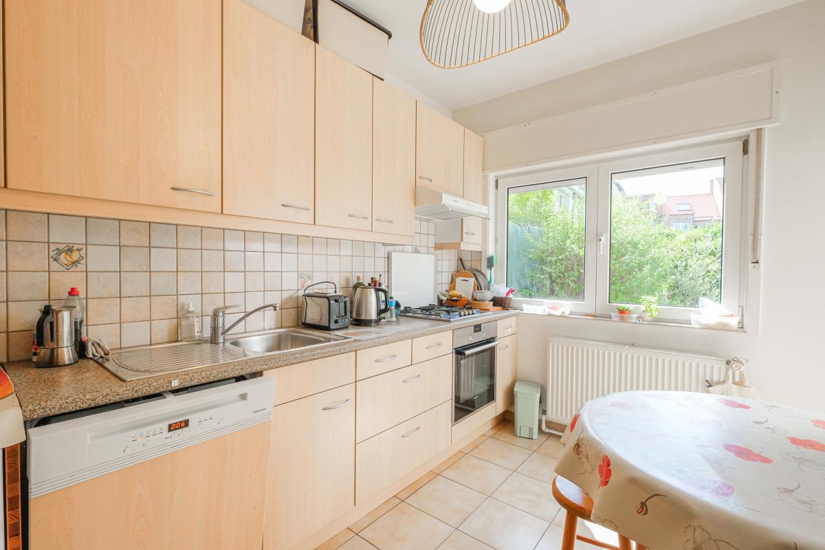 Quartier des Pêcheries: Maison 4 chambres à rafraîchir 