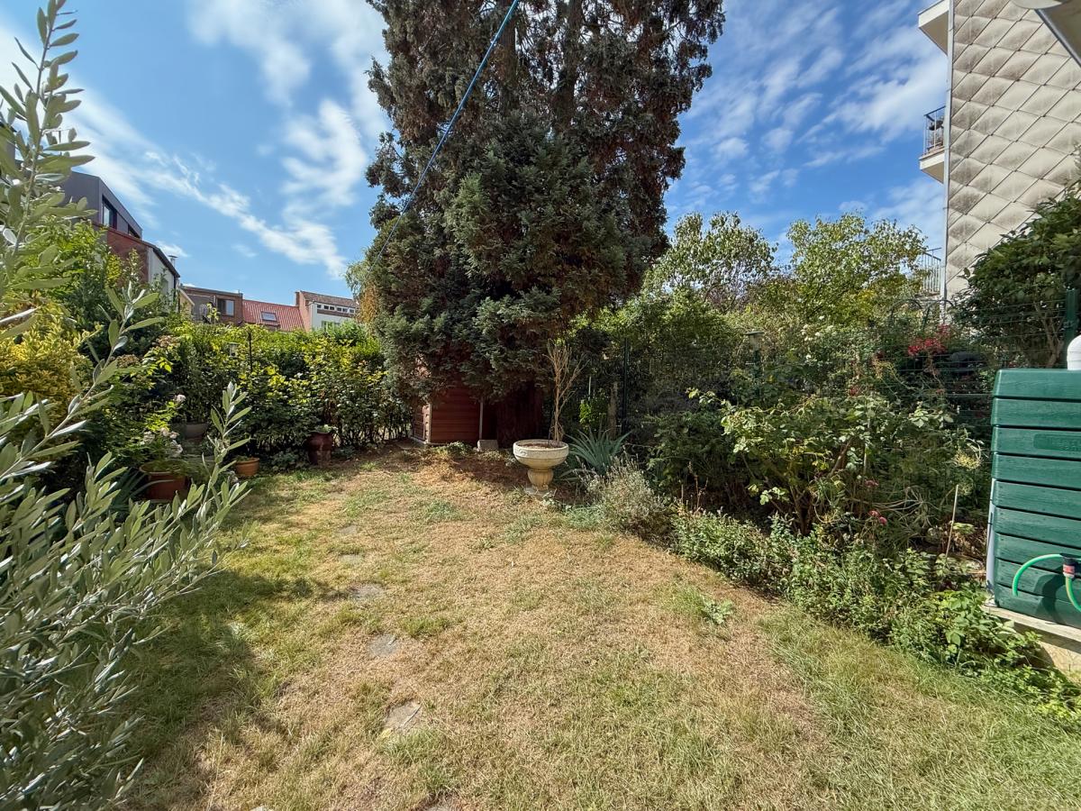 Quartier des Pêcheries: Maison 4 chambres à rafraîchir 