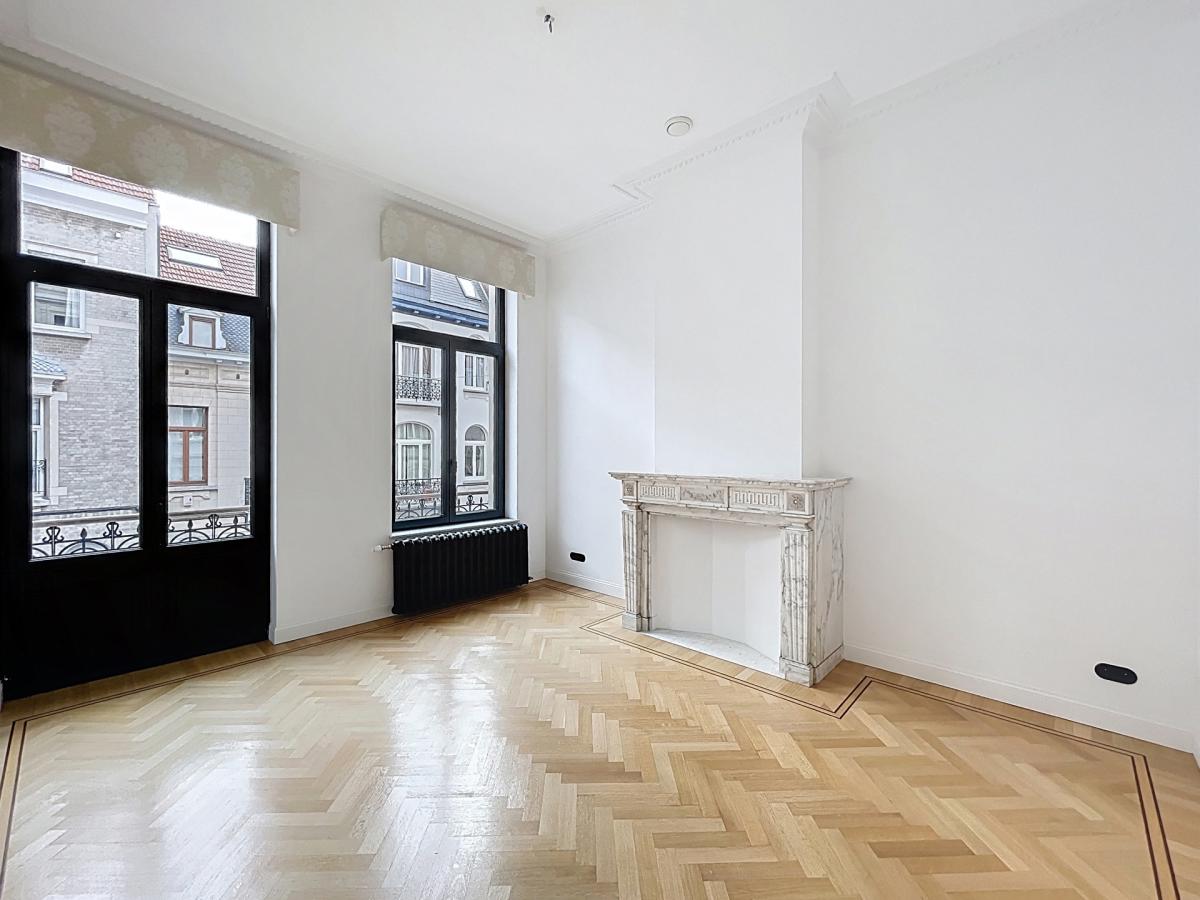 Quartier Européen : Somptueux duplex 3 ch. terrasse