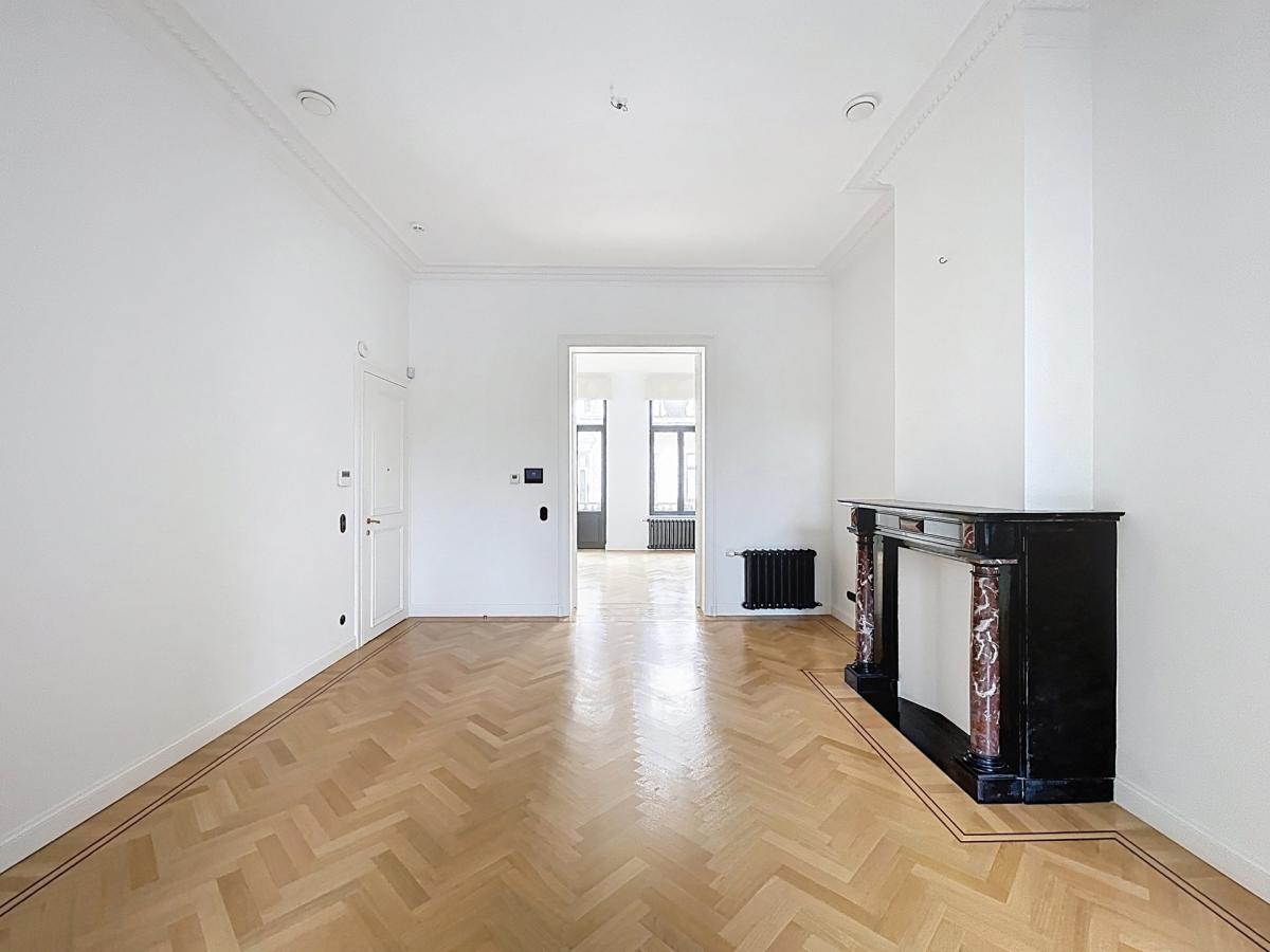 Quartier Européen : Somptueux duplex 3 ch. terrasse