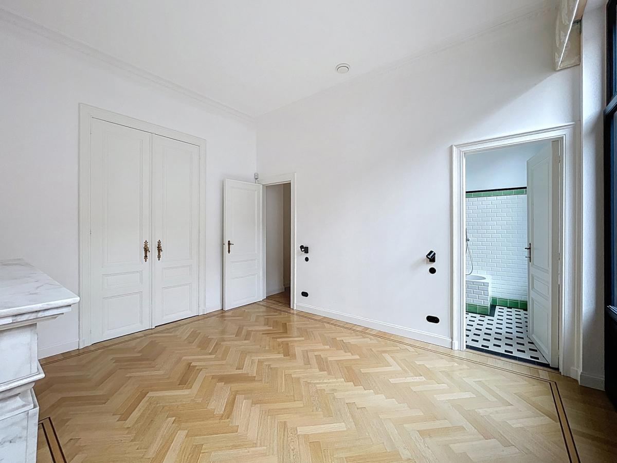 Quartier Européen : Somptueux duplex 3 ch. terrasse