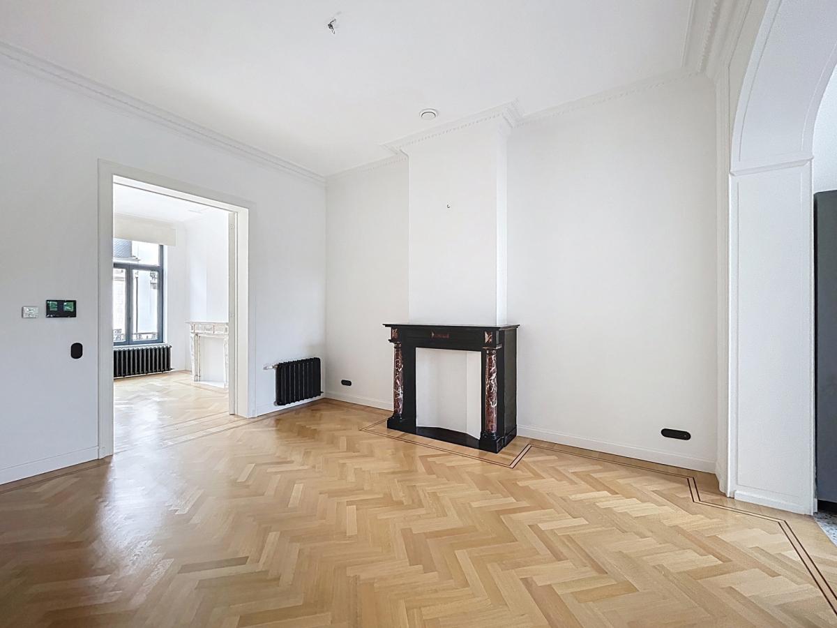 Quartier Européen : Somptueux duplex 3 ch. terrasse