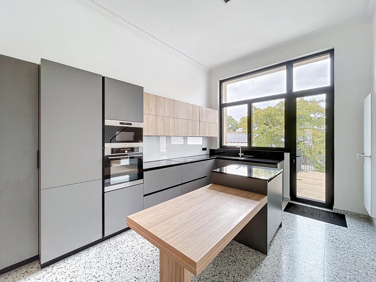 Quartier Européen : Somptueux duplex 3 ch. terrasse