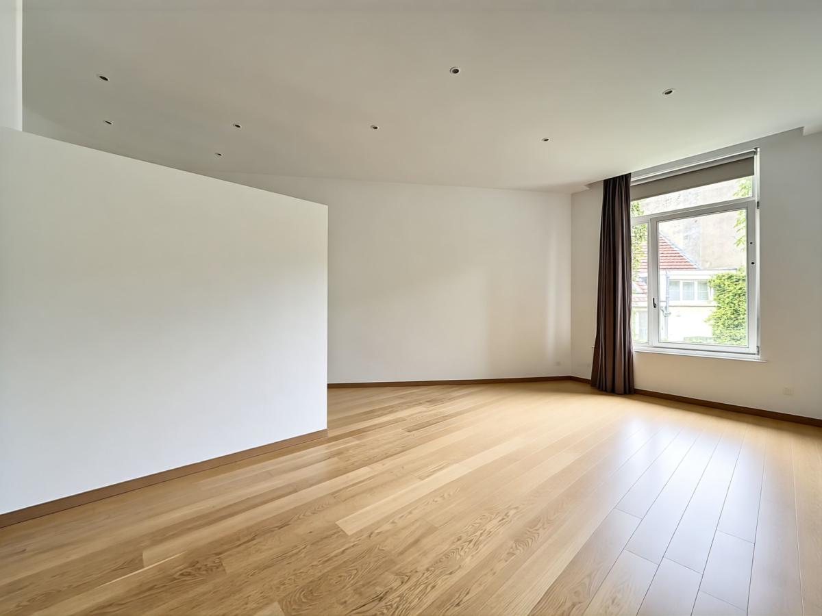 Haut de Saint-Gilles : Superbe duplex penthouse + terrasse