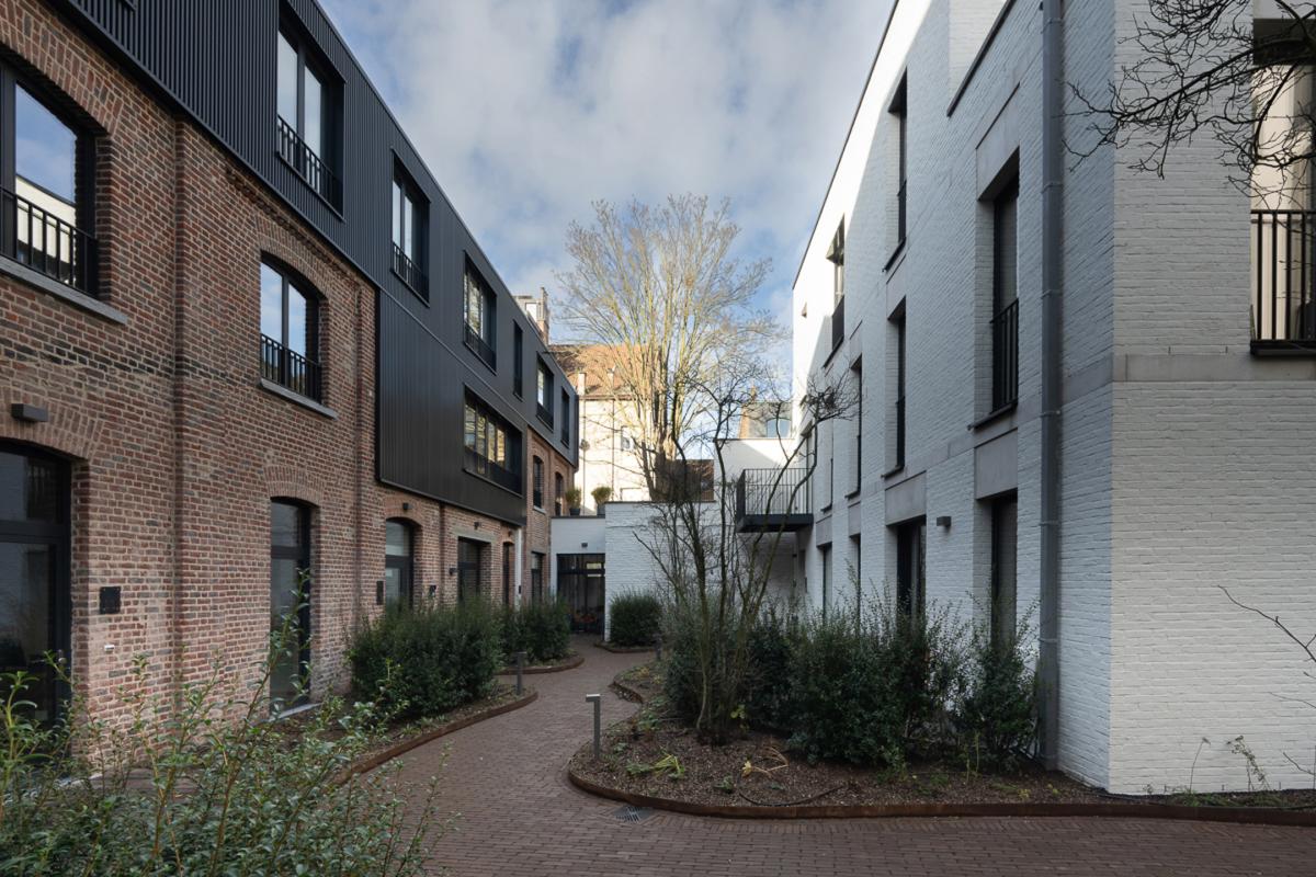 Charmant flat +- 48m² + terrasse 8,5m² en intérieur d'îlot