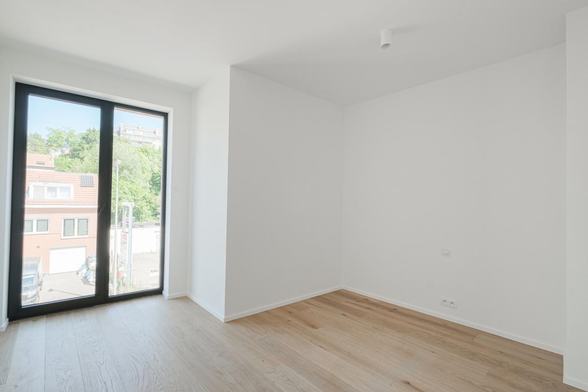 Saint Job/Lycée Français duplex 141m² 3ch + 3 terrasses