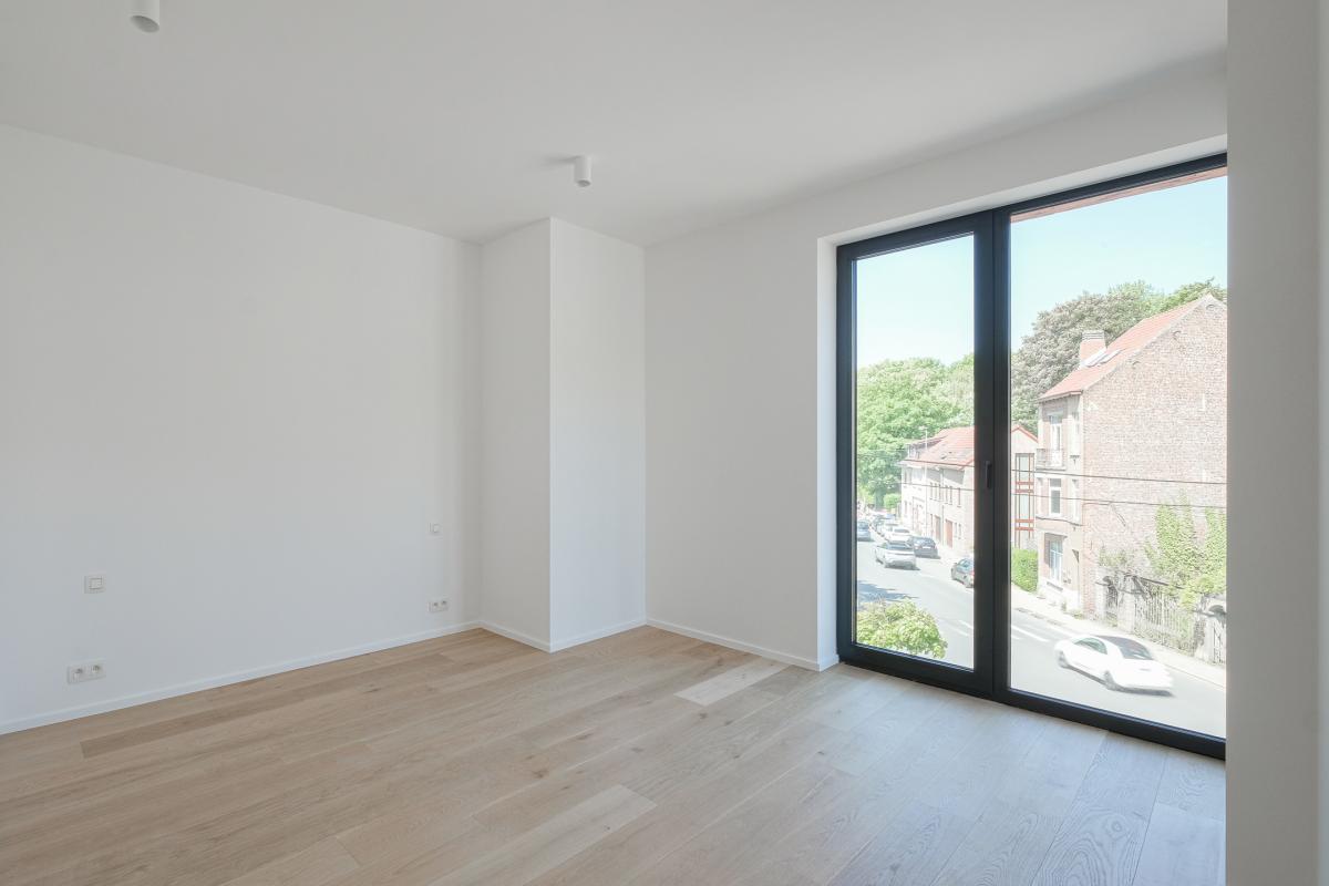 Saint Job/Lycée Français duplex 145m² 3ch + 2 terrasses