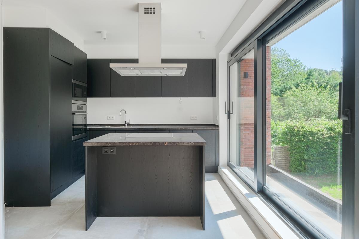 Saint Job/Lycée Français appartement 1ch 76m² + terrasse