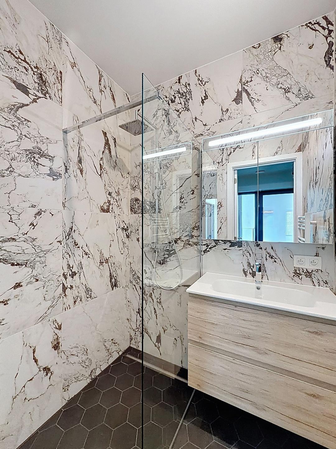 Metropolitan /Abbaye de la Cambre : Sublime appartement neuf