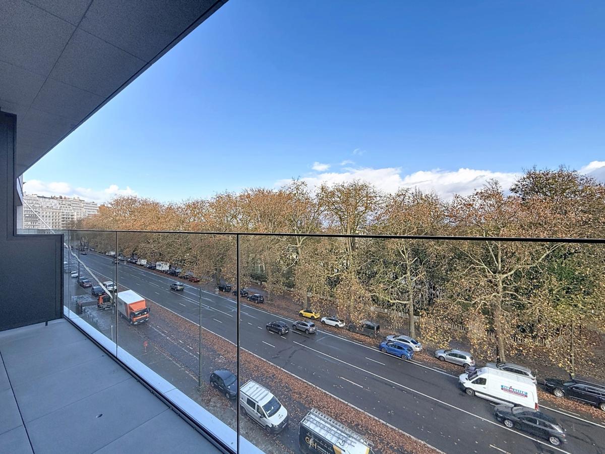 Metropolitan /Abbaye de la Cambre : Sublime appartement neuf