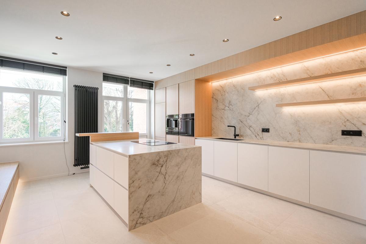 Collège Saint-Michel/Montgomery - appart  2ch + terrasse