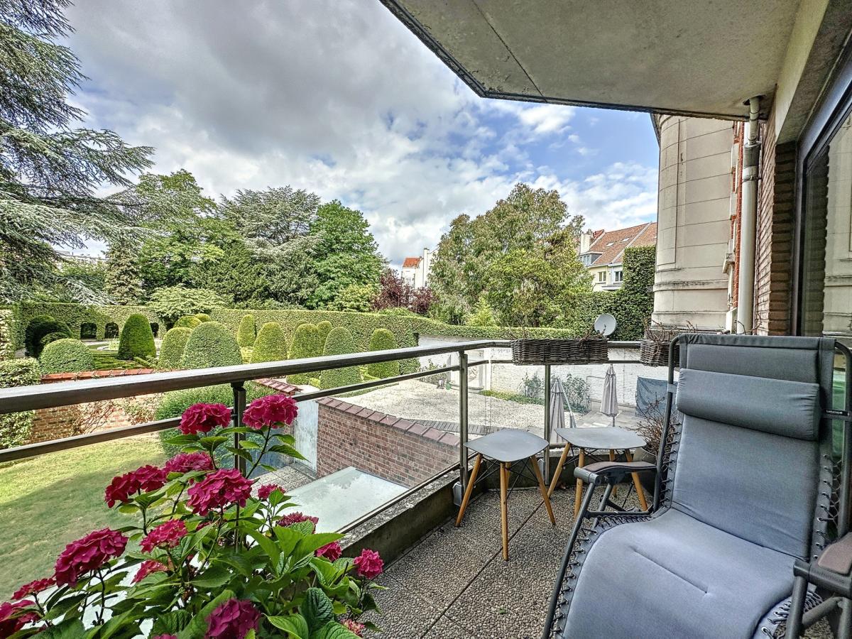 Place Brugmann : Très bel appartement de 3 ch. + terrasse