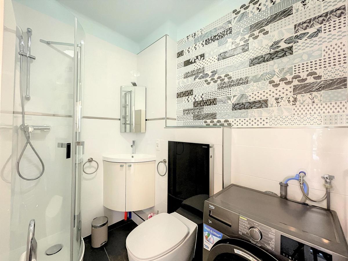 Mérode/Cinquantenaire - Studio meublé et renové