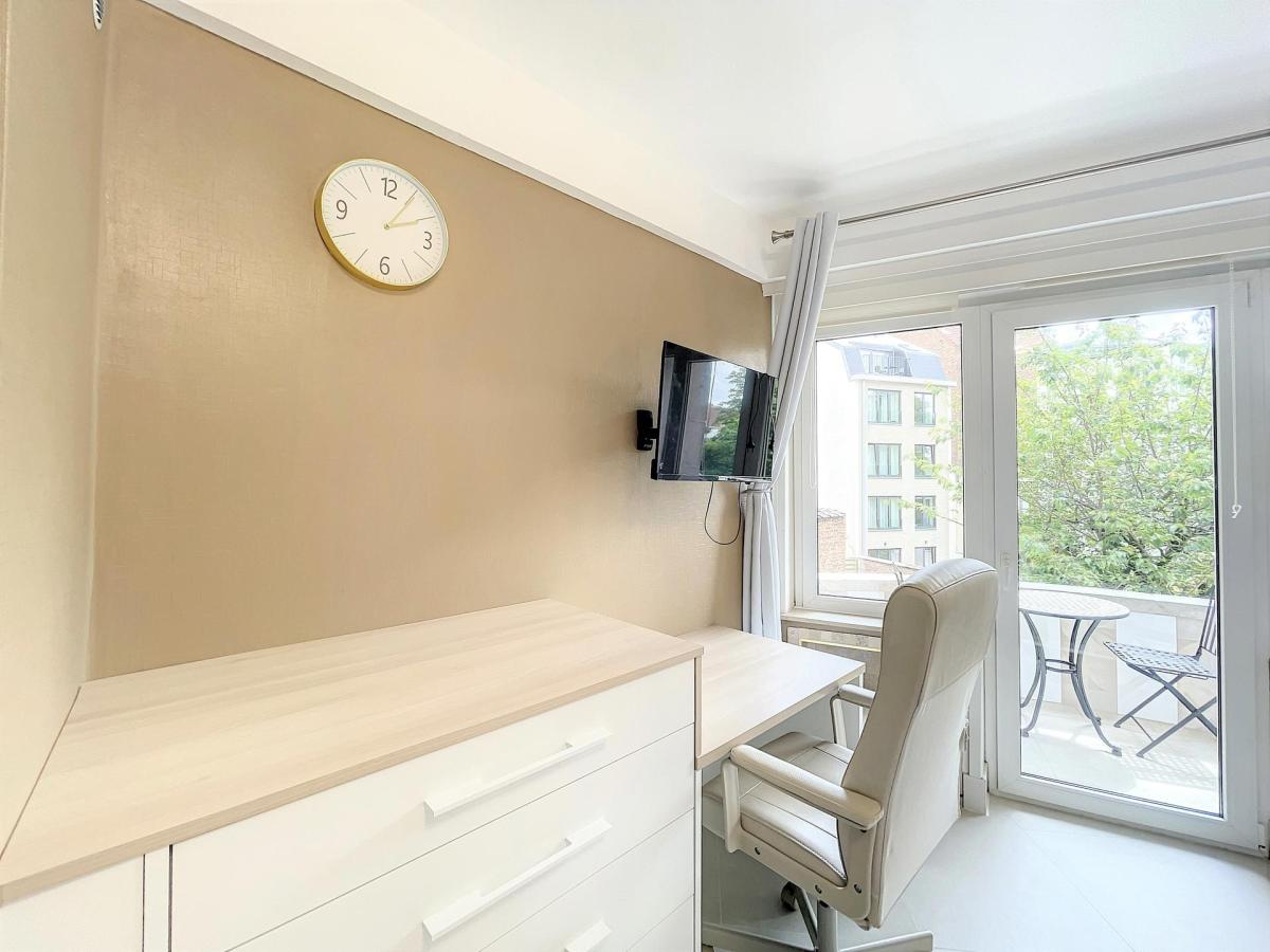 Mérode/Cinquantenaire - Studio meublé et renové