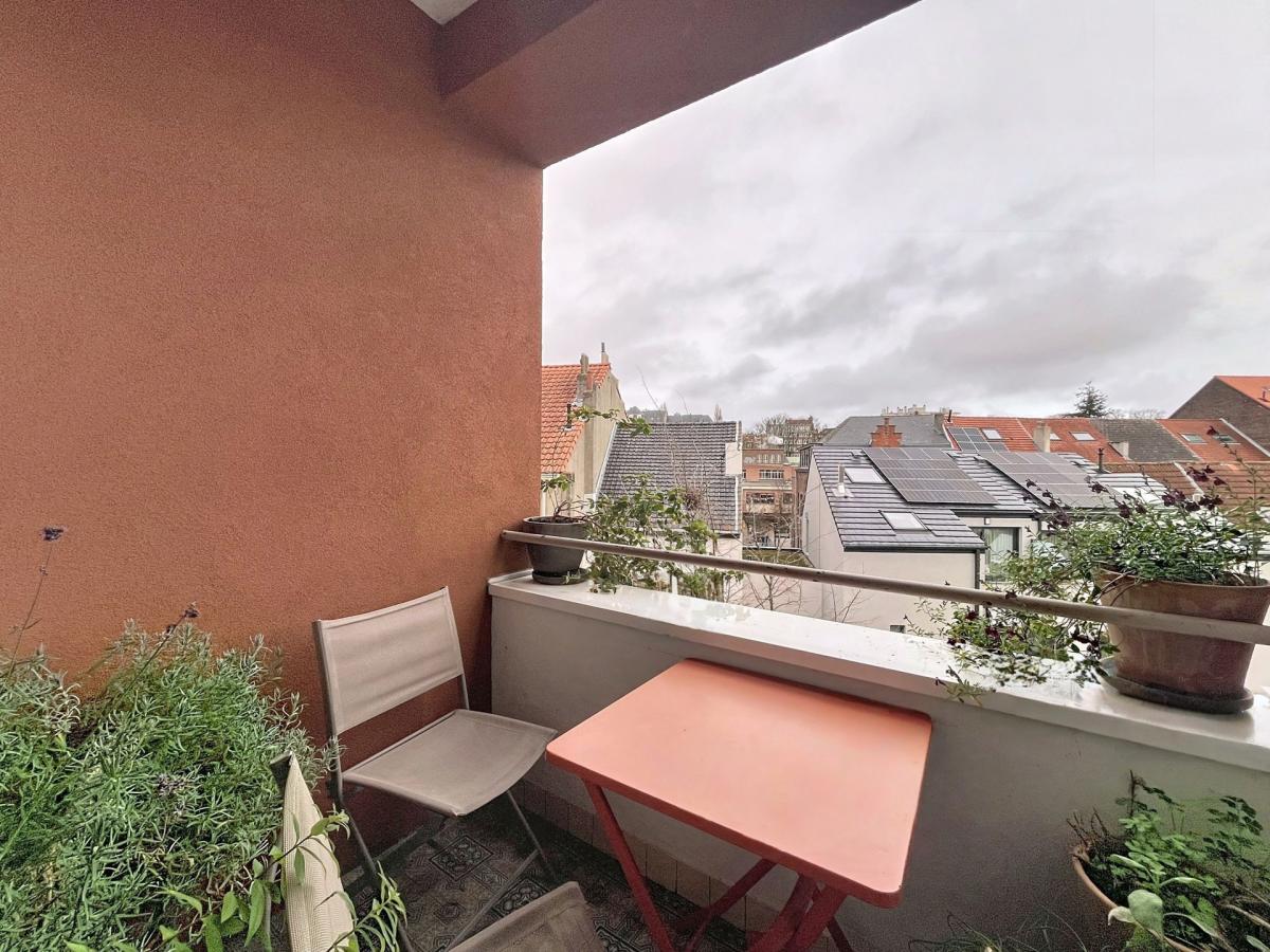 Parvis St Pierre - Magnifique appartement ± 127 m² + balcon