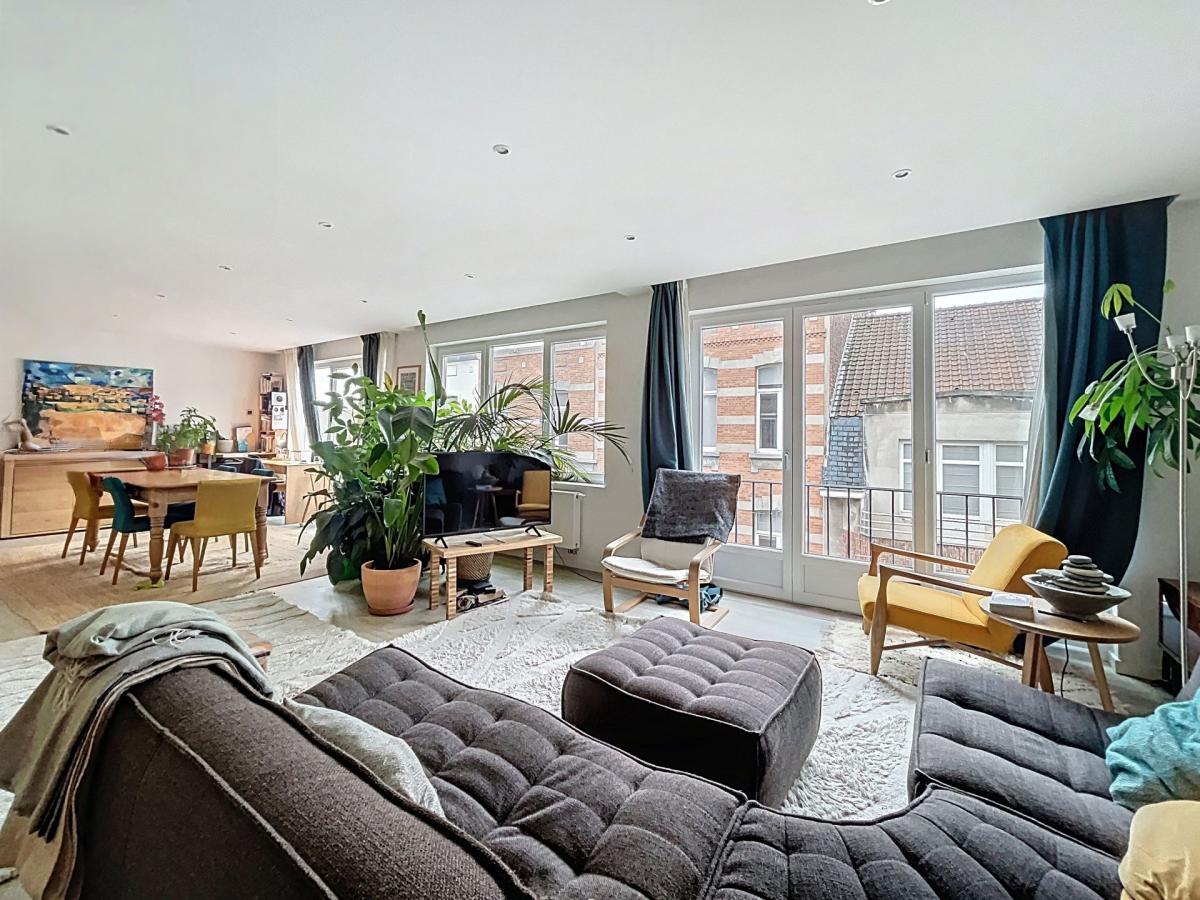 Parvis St Pierre - Magnifique appartement ± 127 m² + balcon