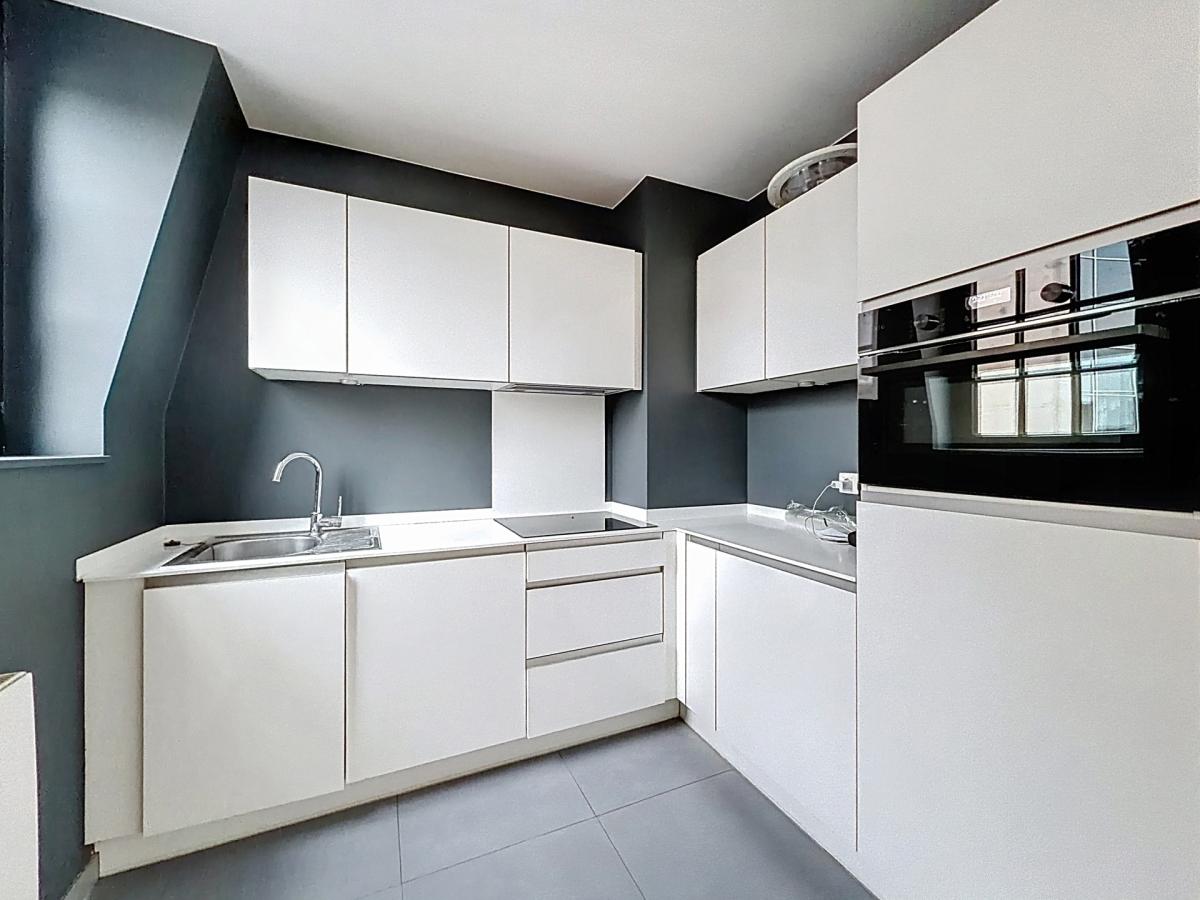 Sablon : Bel appartement 1 chambre remis à neuf