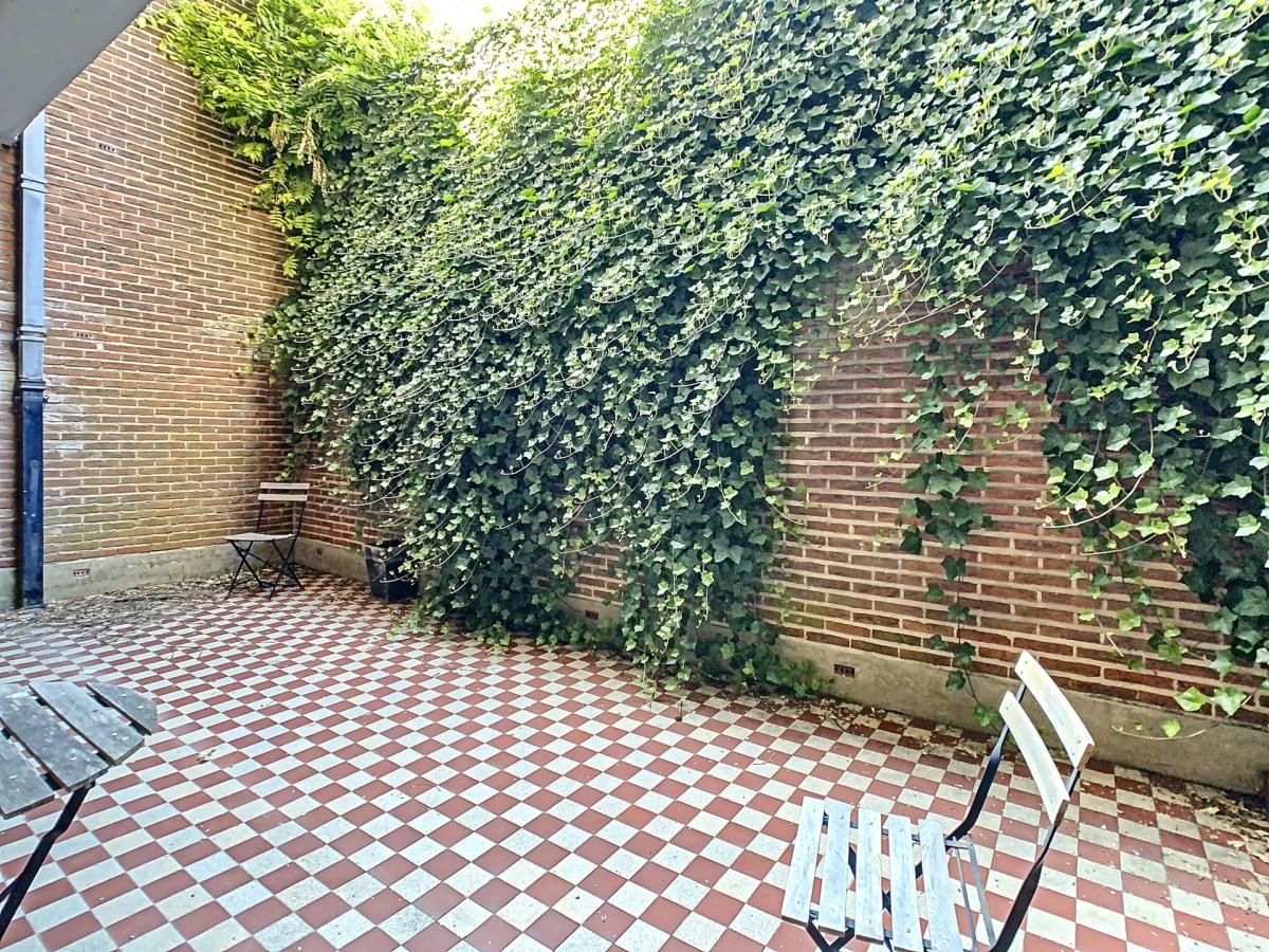 Place Brugmann : Bureaux à louer