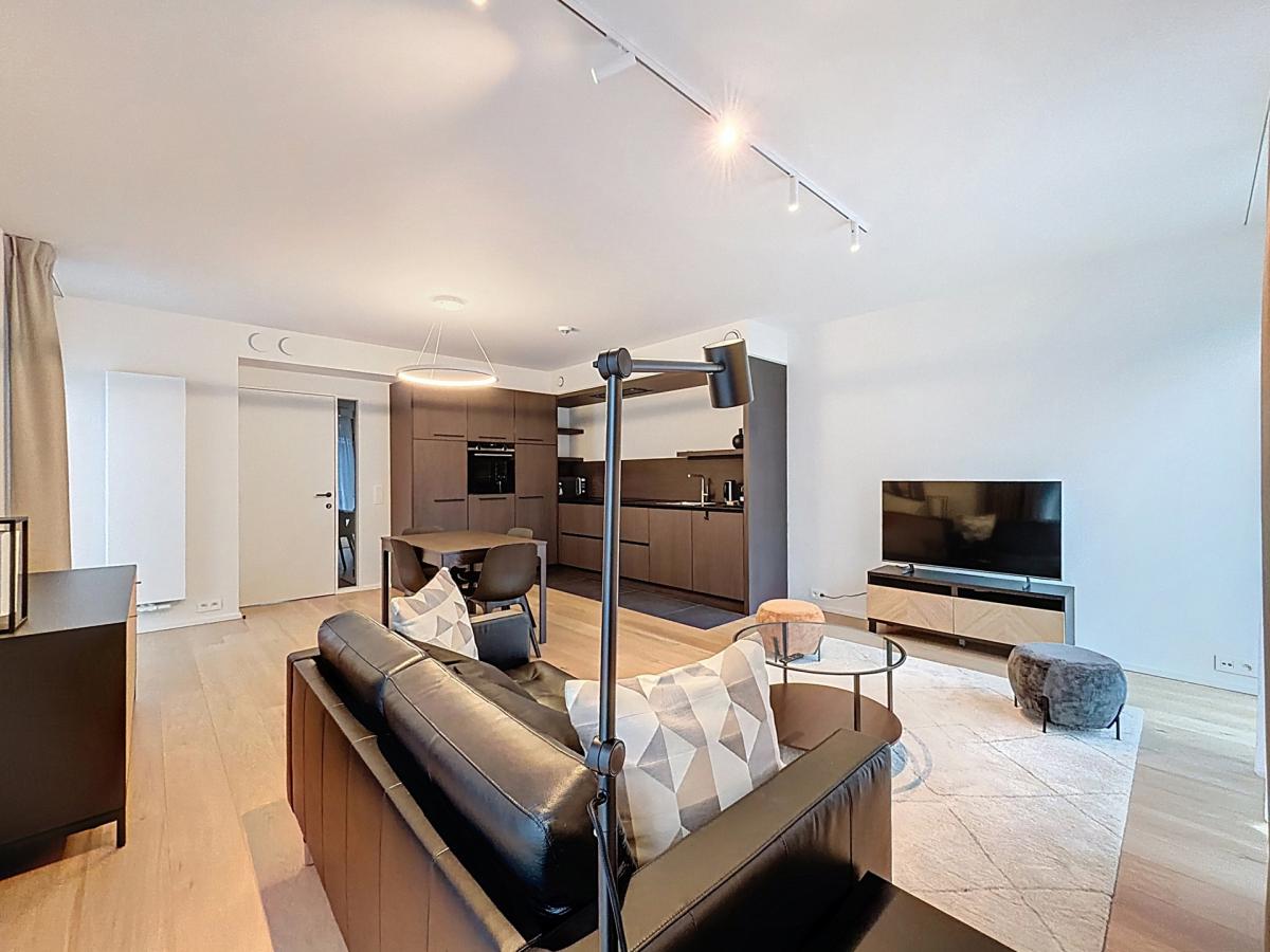 Montgomery/Cinquantenaire: Somptueux appartement meublé neuf