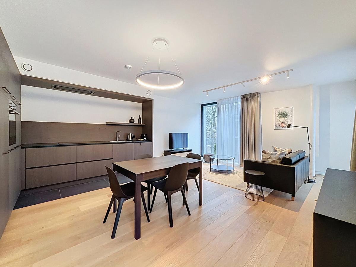 Montgomery/Cinquantenaire: Somptueux appartement meublé neuf