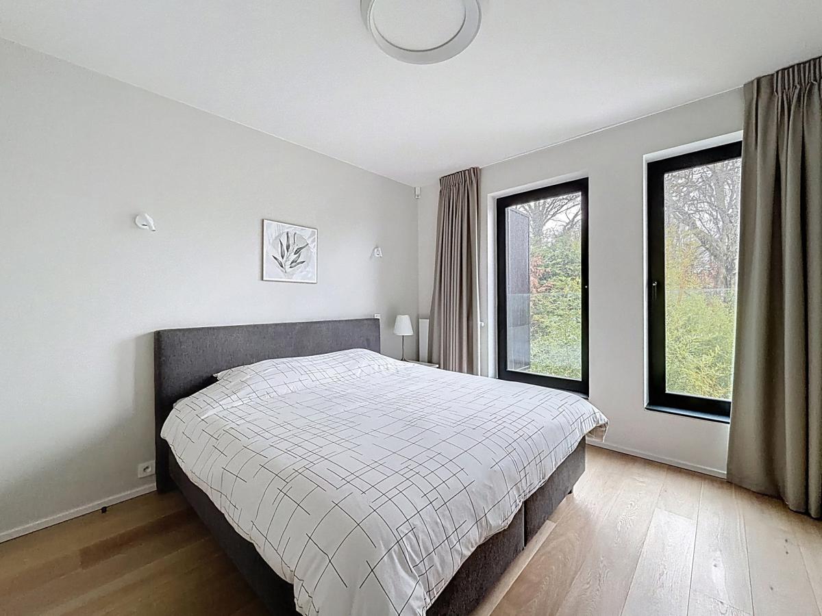 Montgomery/Cinquantenaire: Somptueux appartement meublé neuf