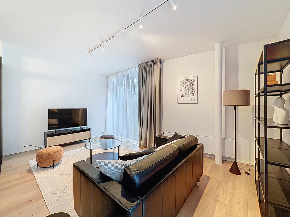 Montgomery/Cinquantenaire: Somptueux appartement meublé neuf