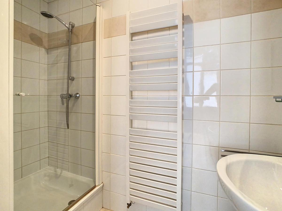 Place Brugmann : Superbe rez-de-chaussée avec jardin