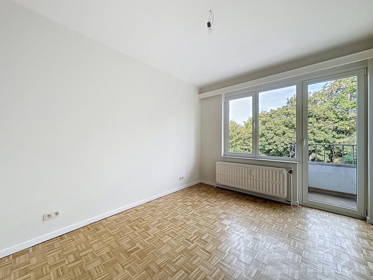 Forest, limite Uccle, lumineux appartement 3ch avec terrasse
