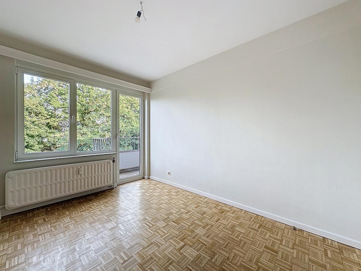 Forest, limite Uccle, lumineux appartement 3ch avec terrasse