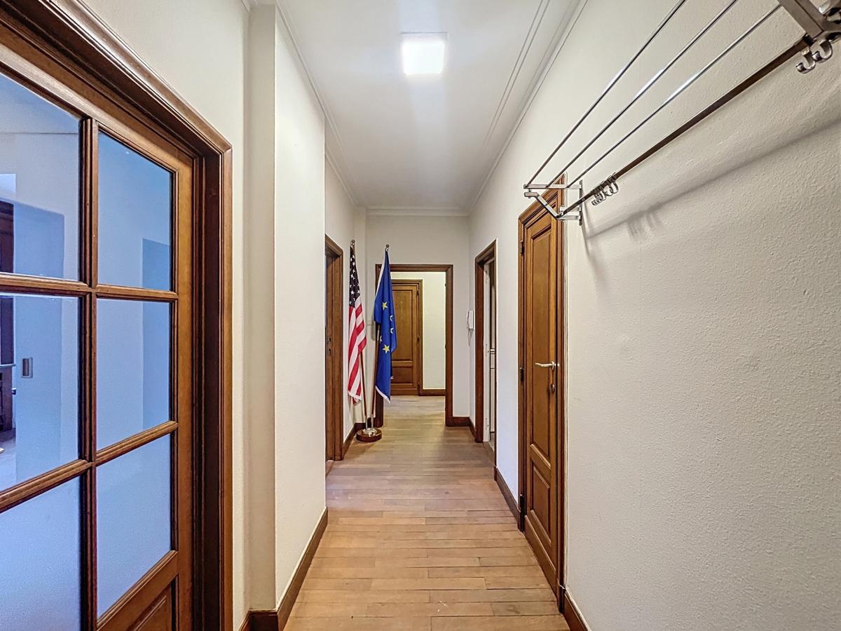 Quartier Européen : Bureau privatif ±16 m²