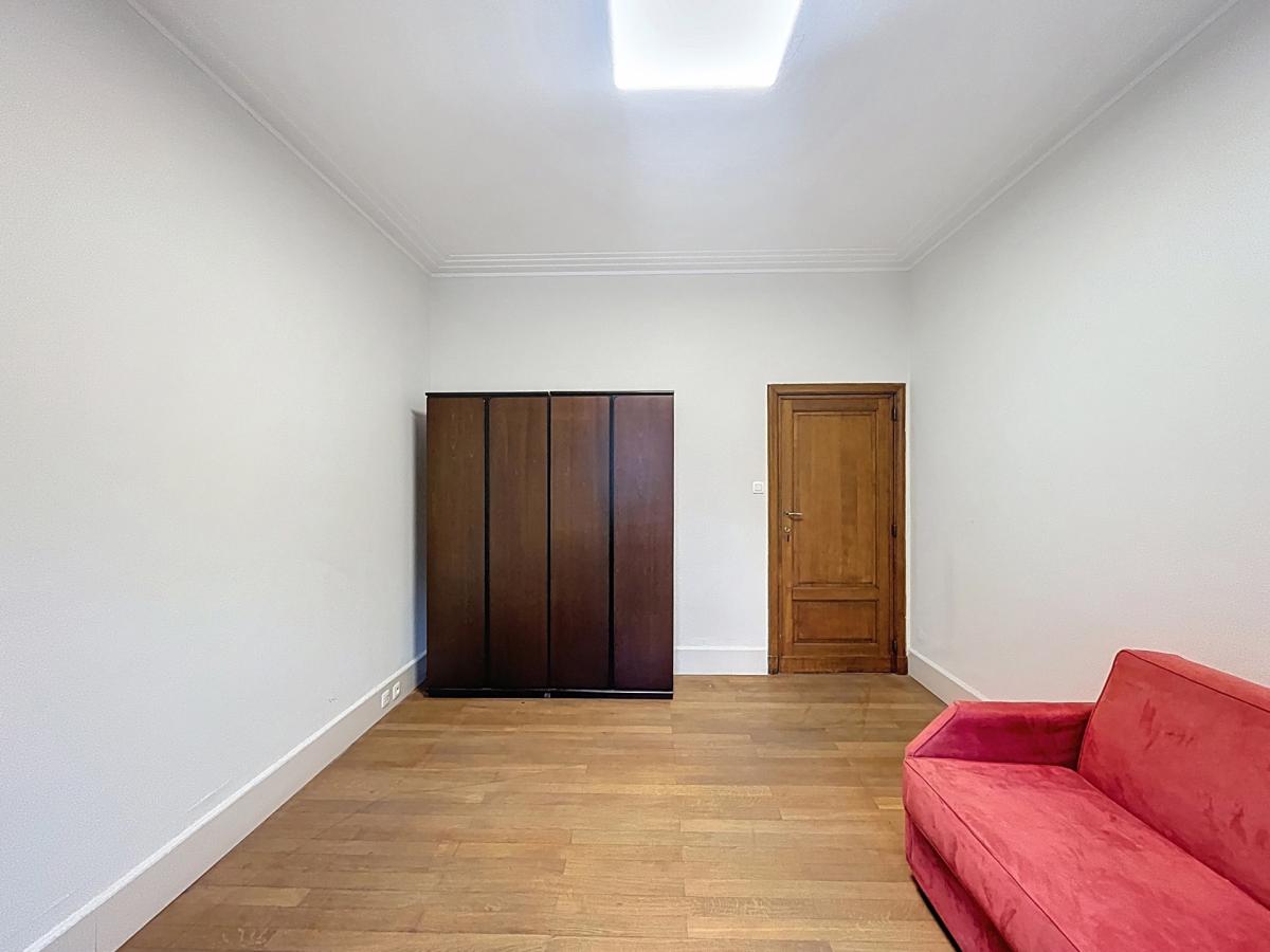 Quartier Européen : Bureau privatif ±16 m²