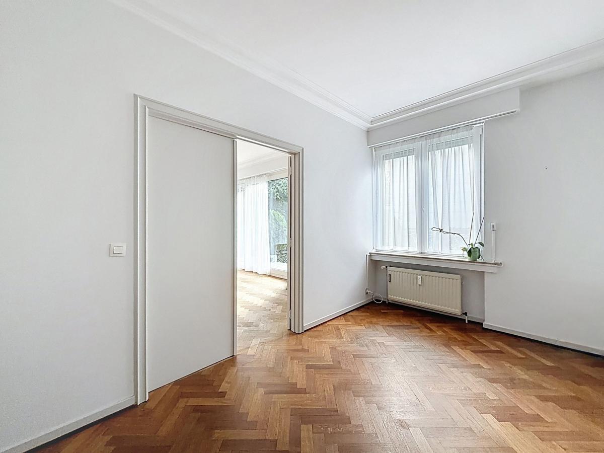 Bois de la Cambre / Roosevelt : Rez-de-chaussée avec jardin