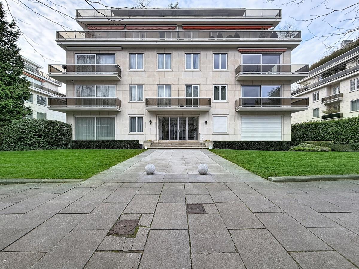 Bois de la Cambre / Roosevelt : Rez-de-chaussée avec jardin