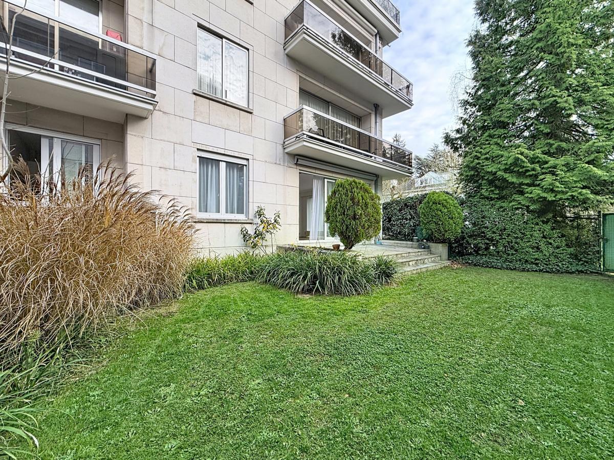 Bois de la Cambre / Roosevelt : Rez-de-chaussée avec jardin