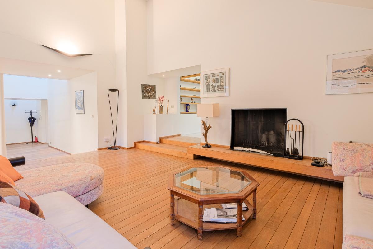 Fort Jaco: magnifique villa de ± 453 m² sur 15 ares - 5 ch.