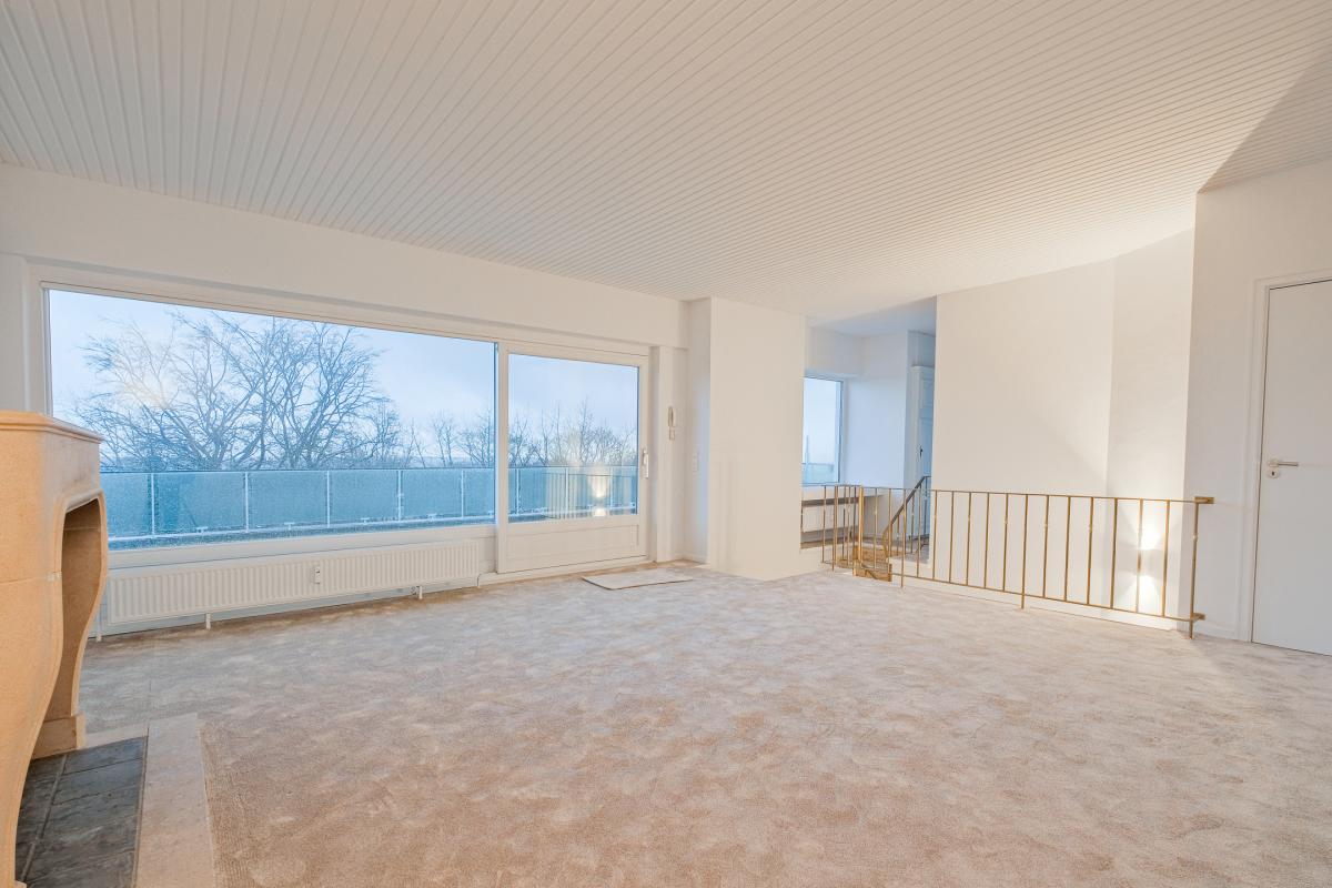 Observatoire, penthouse de 287 m²+grande terrasse  à rénover